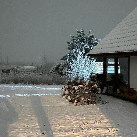 Wygodny Murowany Domek- Nowy Dabki Exterior photo